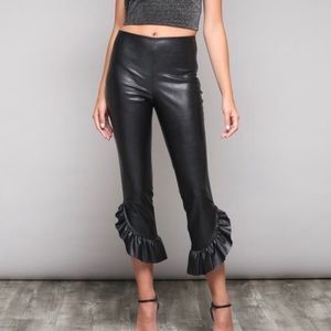 LEATHER PANTS